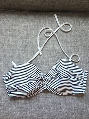 H&M Navy & White Striped Bikini Top - Removable Halter Strap In a Size 36C. Used